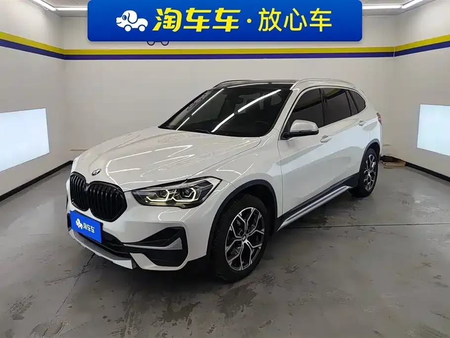 BMW X1 — фото 1