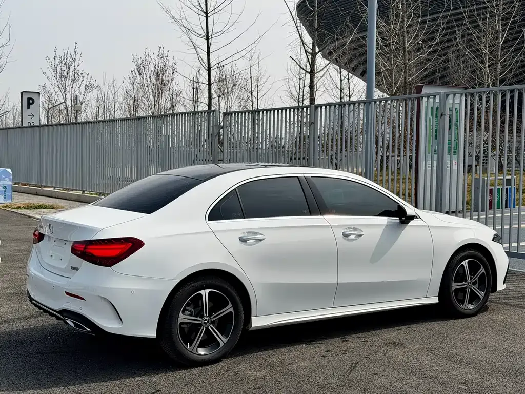 Mercedes-Benz A-Class — фото 8