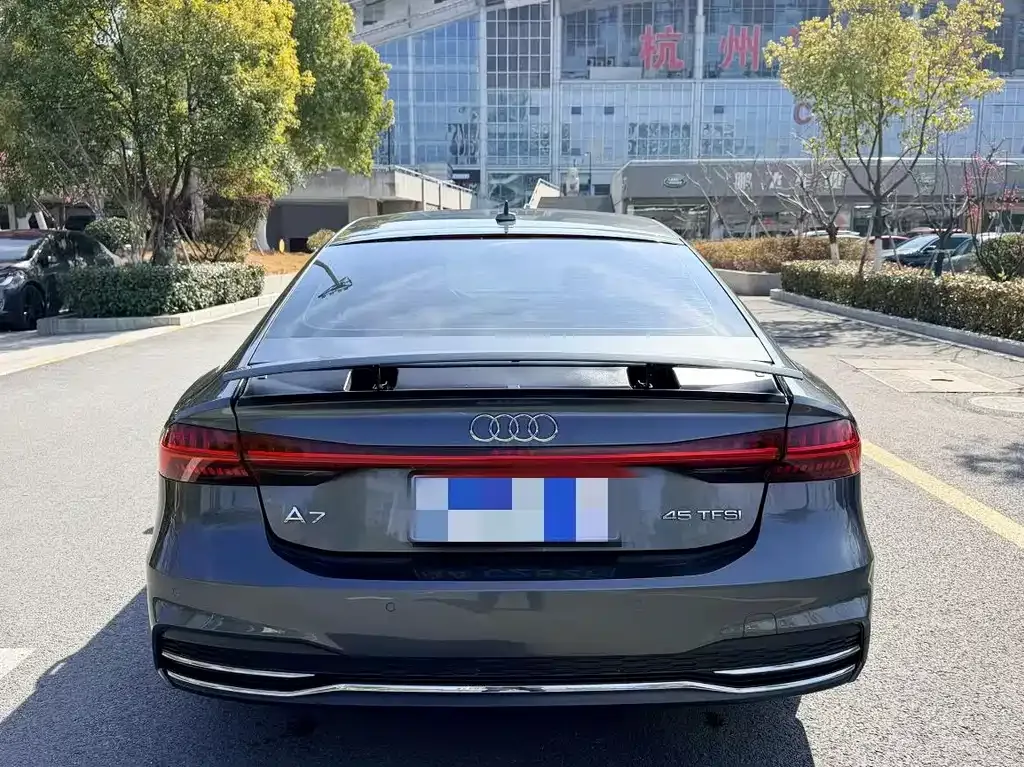 Audi A7 2021 из CN, фото 7