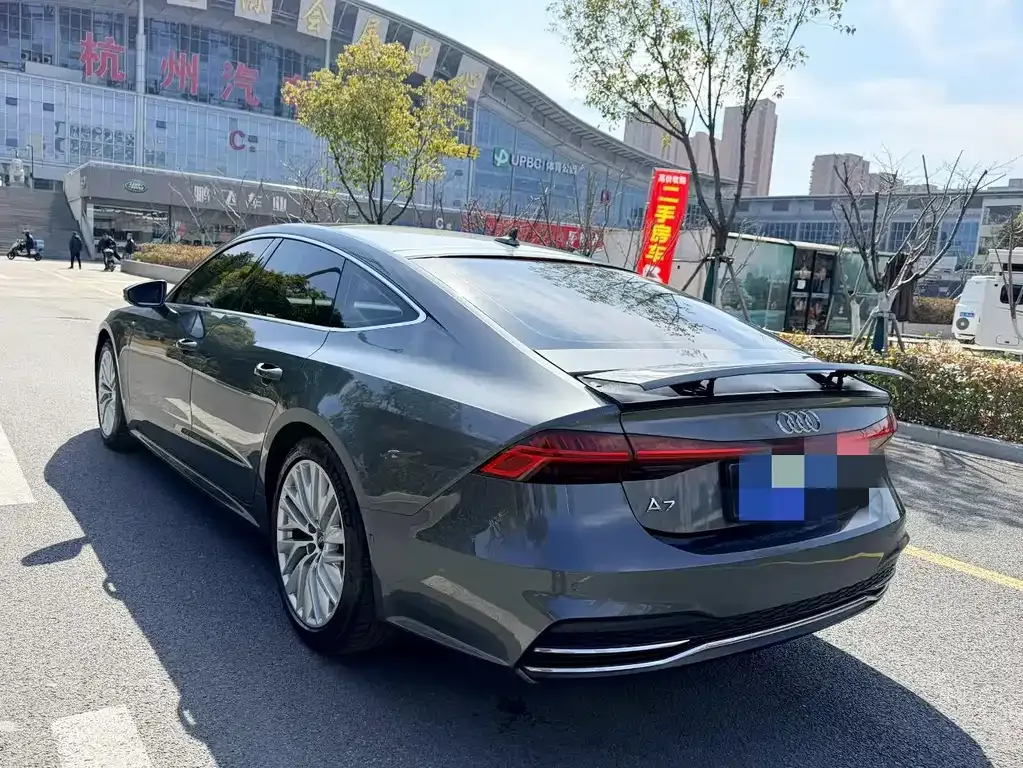 Audi A7 2021 из CN, фото 8