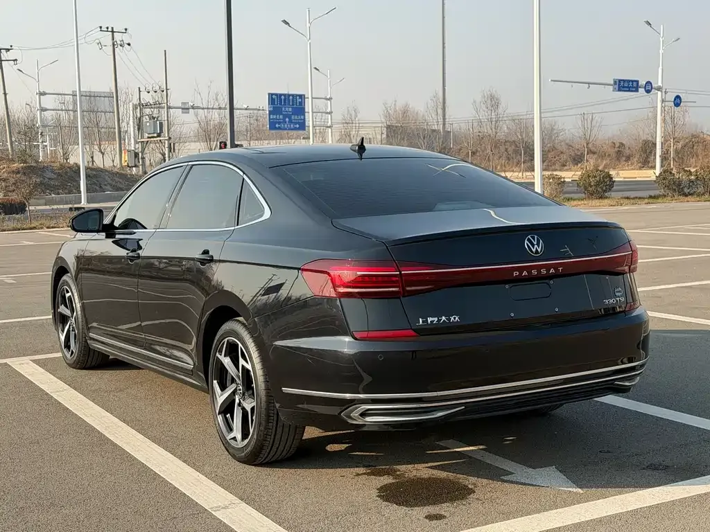 Volkswagen Passat — фото 4