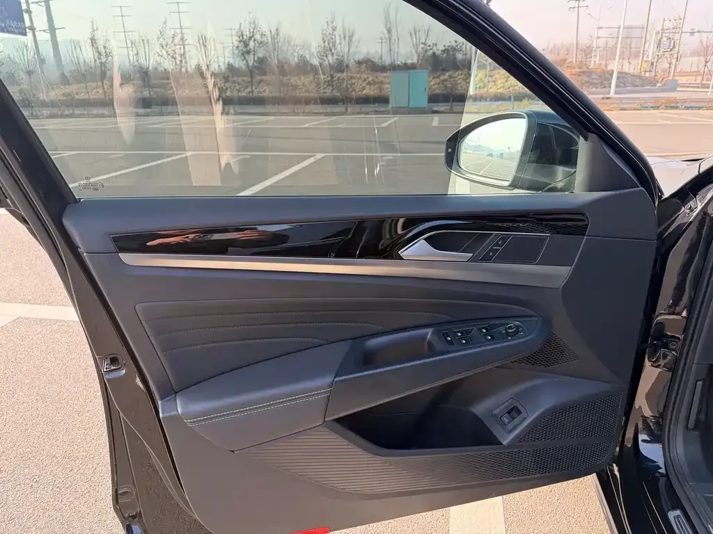 Volkswagen Passat — фото 6