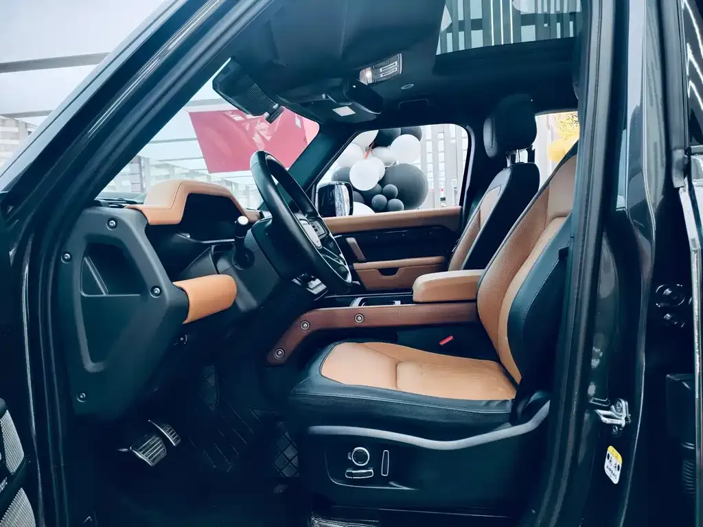 Land Rover Defender 2023 из CN, фото 7