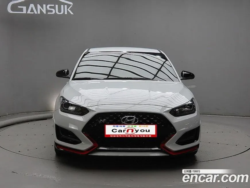 Hyundai Veloster — фото 6