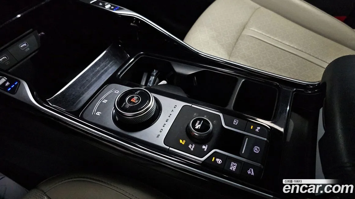 Kia Sorento — фото 7