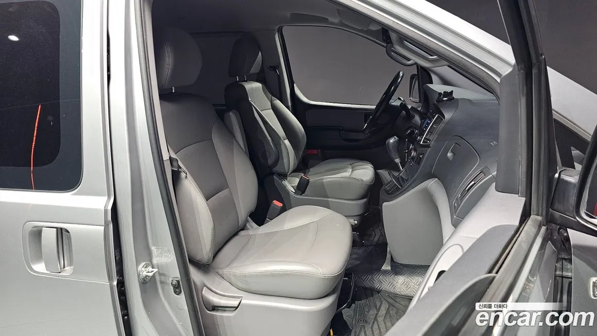 Hyundai Starex 2021 из KR, фото 3