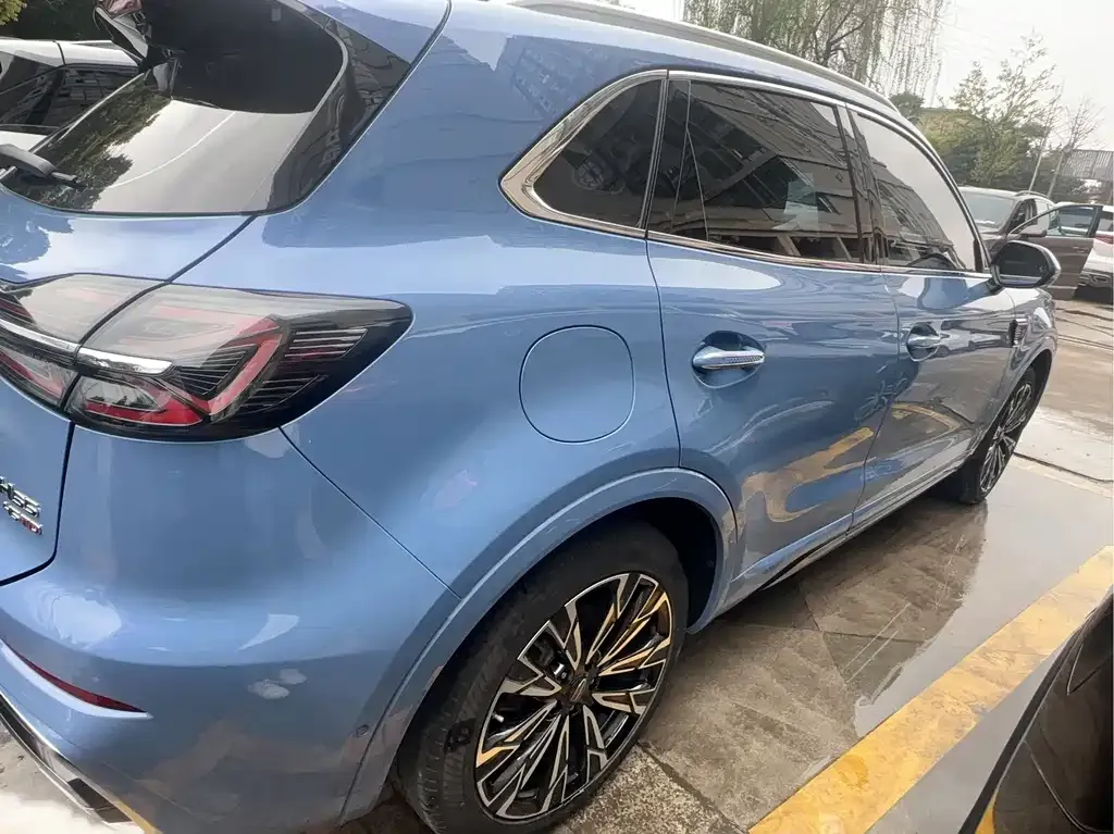 Hongqi HS5 — фото 2
