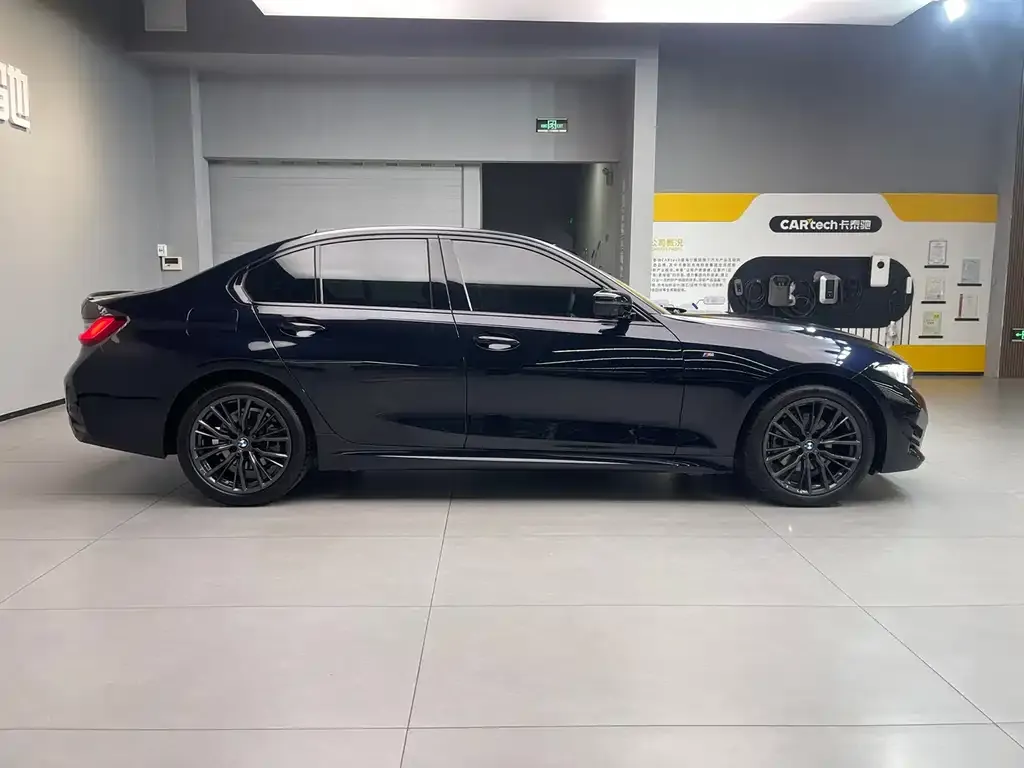 BMW 3 Series 2024 из CN, фото 8