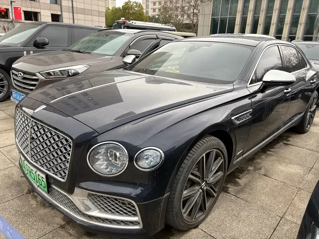 Bentley Flying Spur PHEV 2022 из CN, фото 1