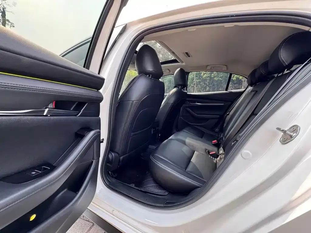 Mazda 3 Axela 2021 из CN, фото 7