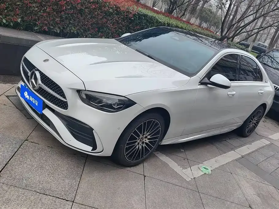 Mercedes-Benz C-Class — фото 1