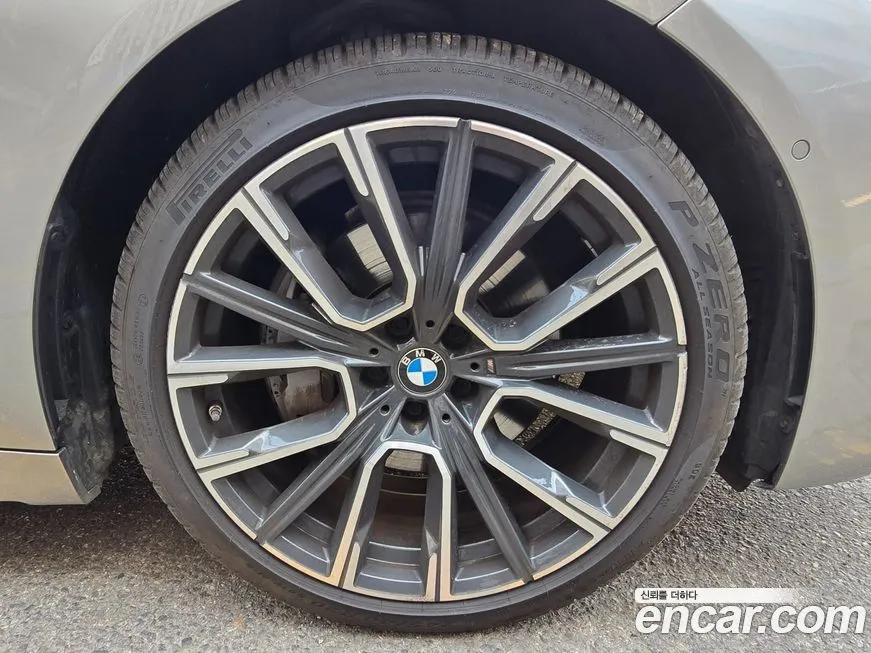 BMW 7-Series 2021 из KR, фото 3