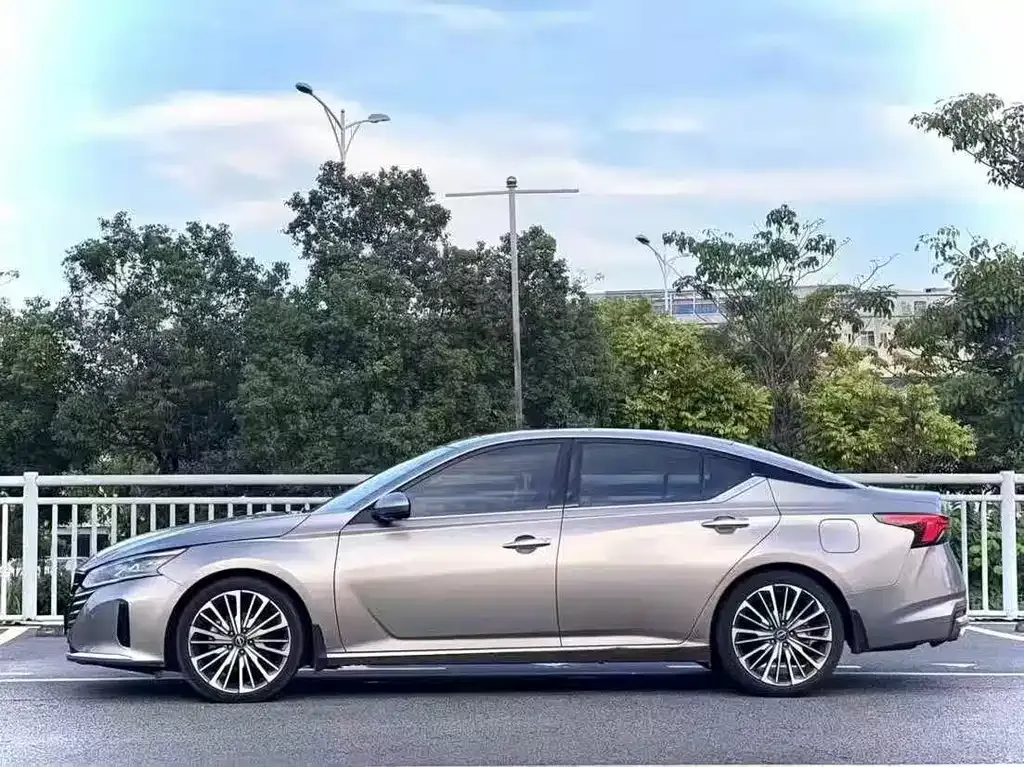 Nissan Teana 2023 из CN, фото 4