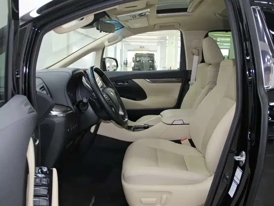 Toyota Alphard 2024 из CN, фото 7