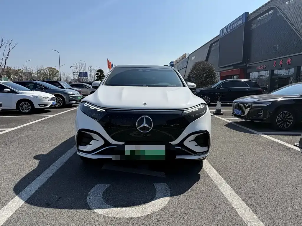 Mercedes-Benz EQS SUV 2025 из CN, фото 8