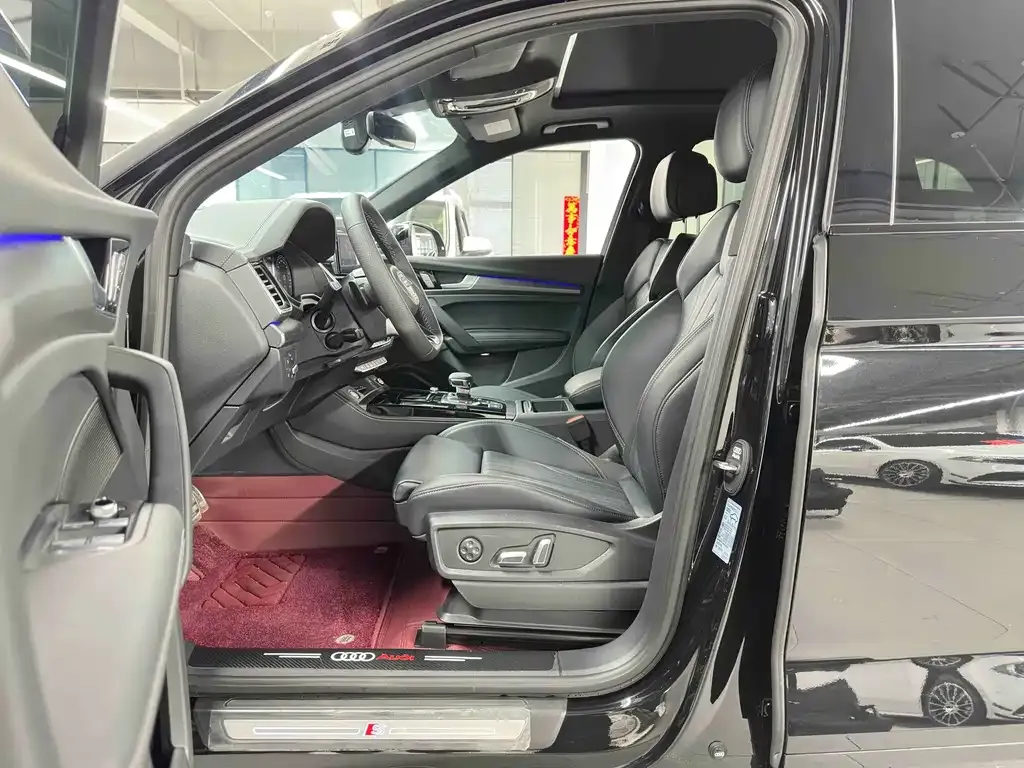 Audi Q5L 2025 из CN, фото 8