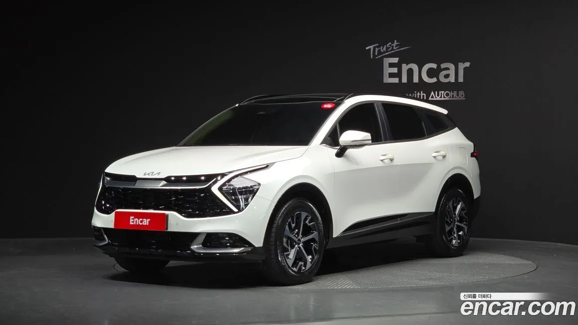 Kia Sportage — фото 1