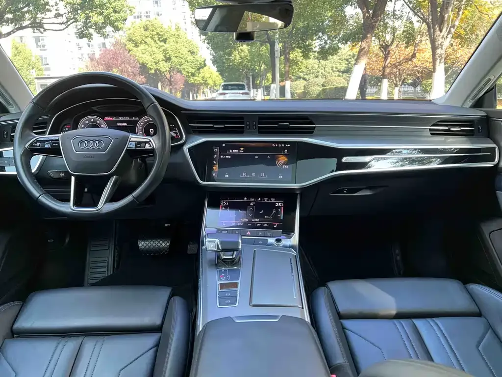 Audi A7 2021 из CN, фото 4
