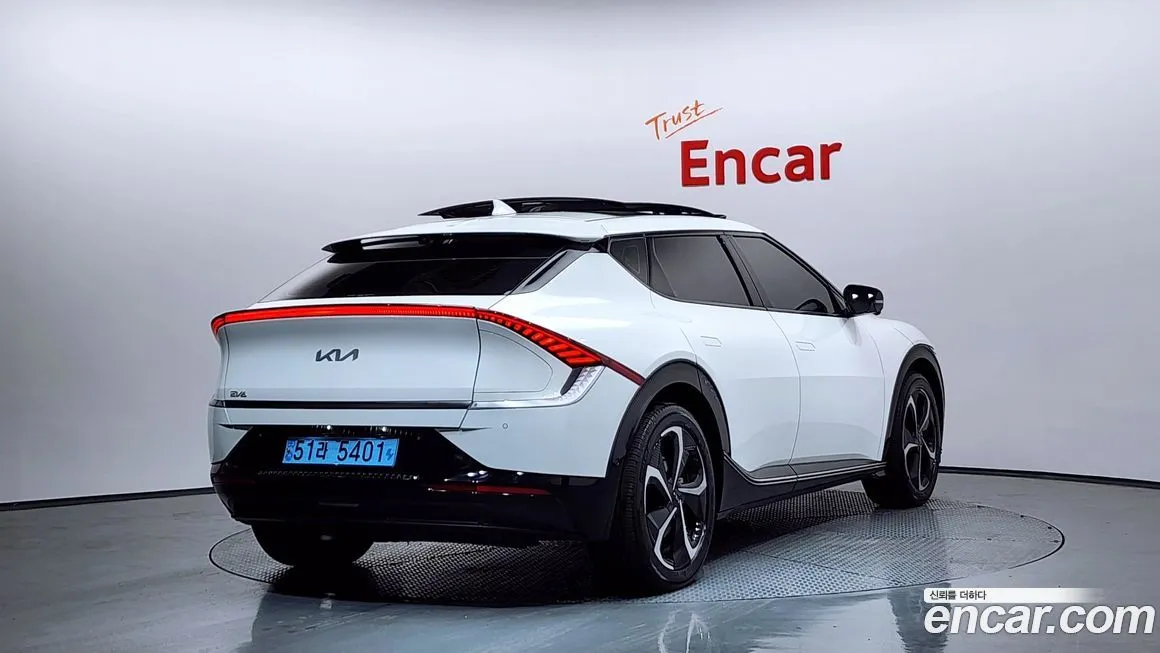 Kia EV6 2023 из KR, фото 8