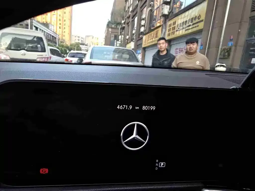 Mercedes-Benz GLB 2023 из CN, фото 2