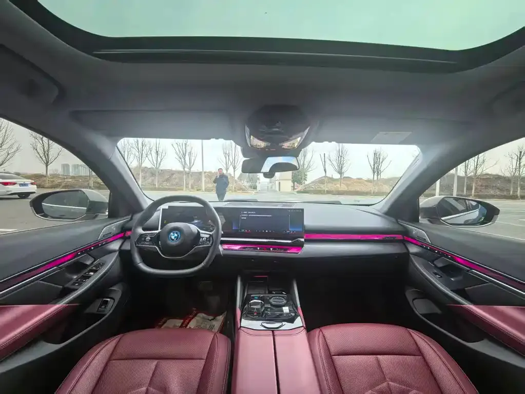 BMW i5 2024 из CN, фото 7