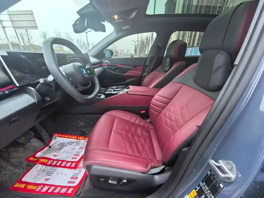 BMW i5 2024 из CN, фото 2