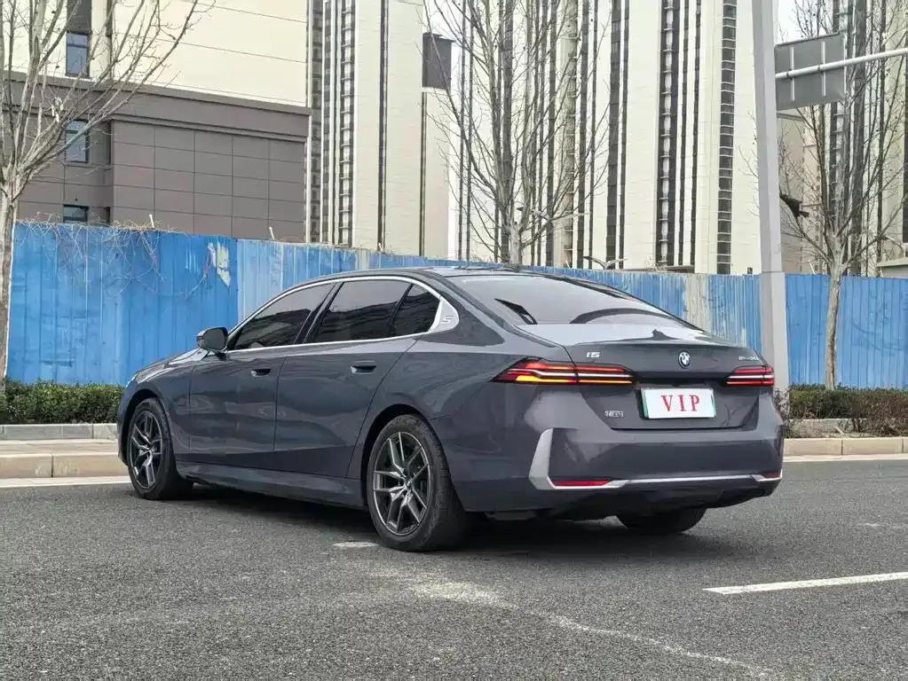 BMW i5 2024 из CN, фото 9