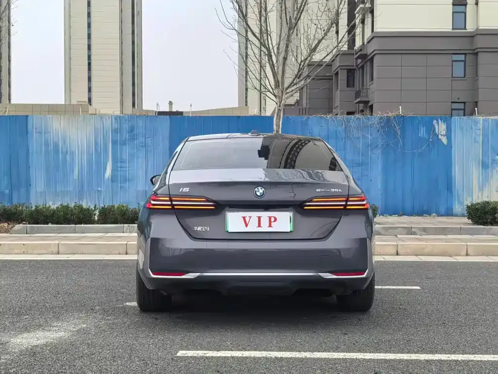 BMW i5 2024 из CN, фото 3