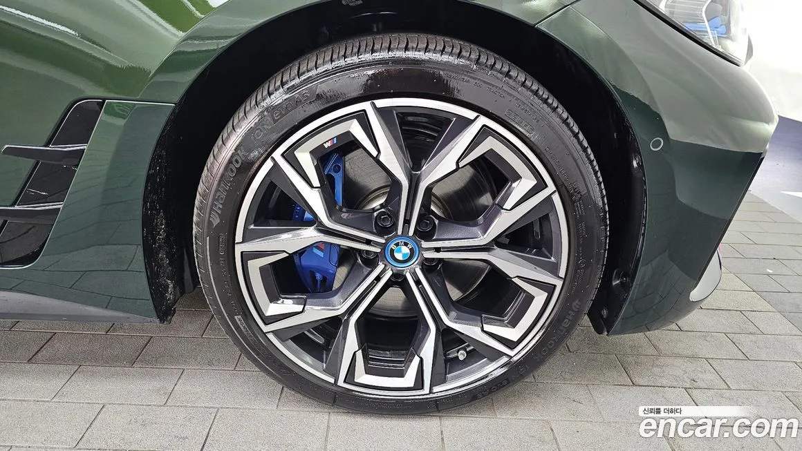 BMW i4 2022 из KR, фото 8