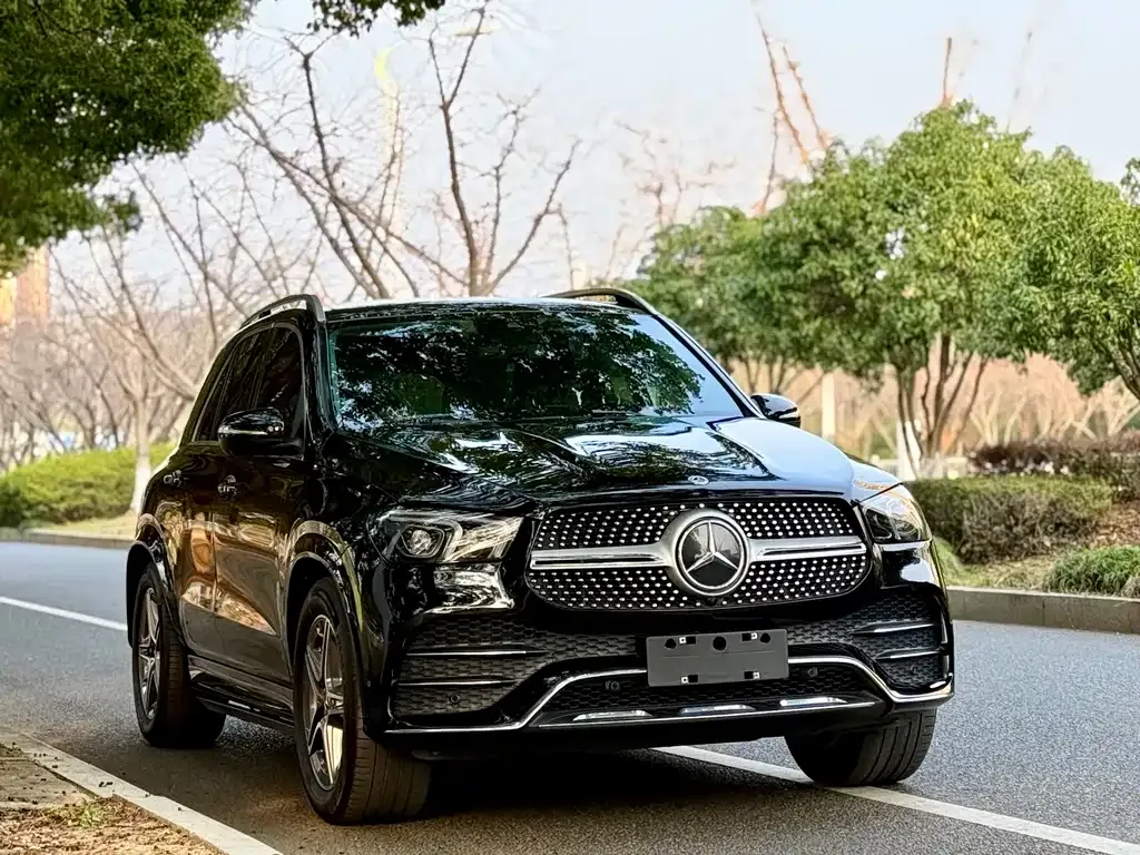 Mercedes-Benz GLE — фото 9