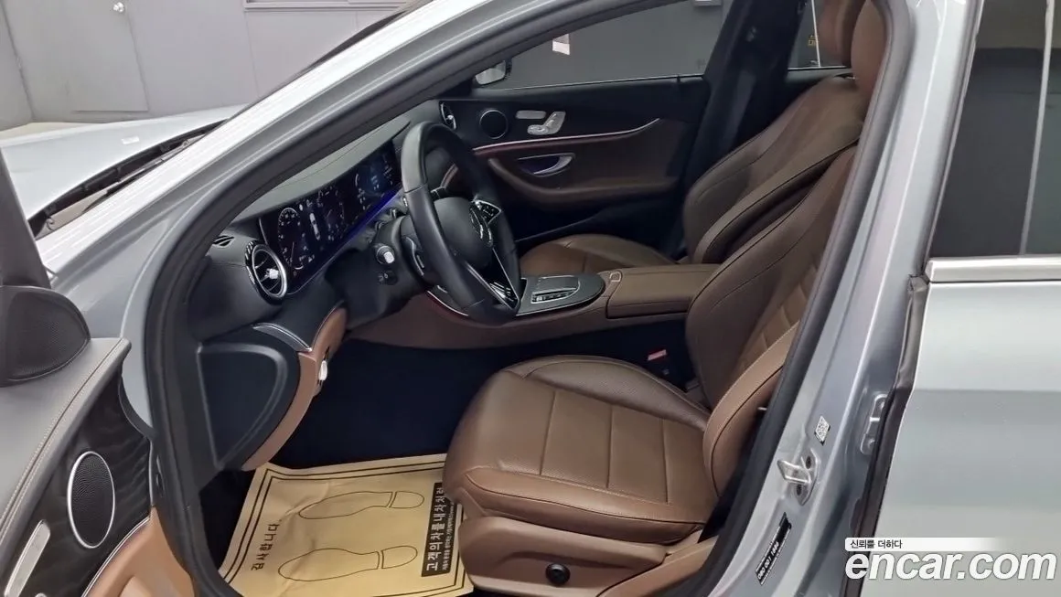 Mercedes-Benz E-Class 2023 из KR, фото 9