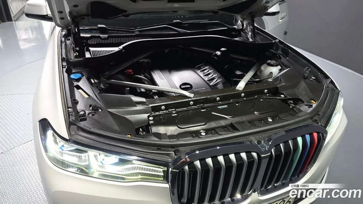 BMW X7 2021 из KR, фото 5