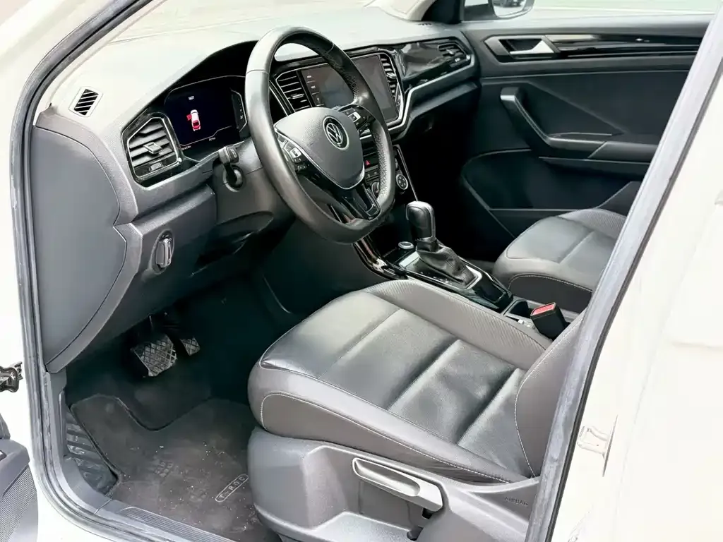 Volkswagen T-Roc 2021 из CN, фото 3