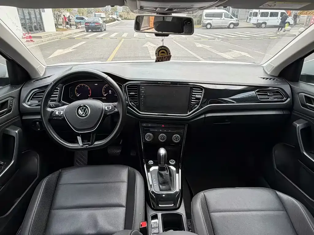 Volkswagen T-Roc 2021 из CN, фото 9