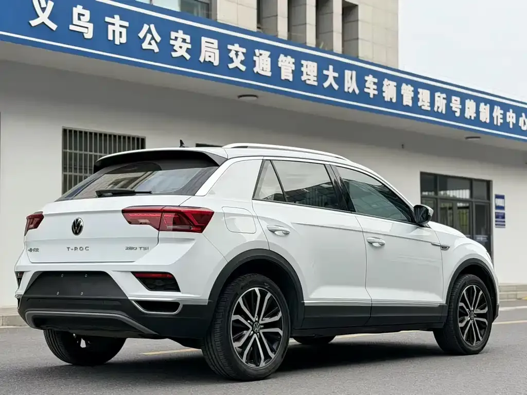 Volkswagen T-Roc 2021 из CN, фото 8
