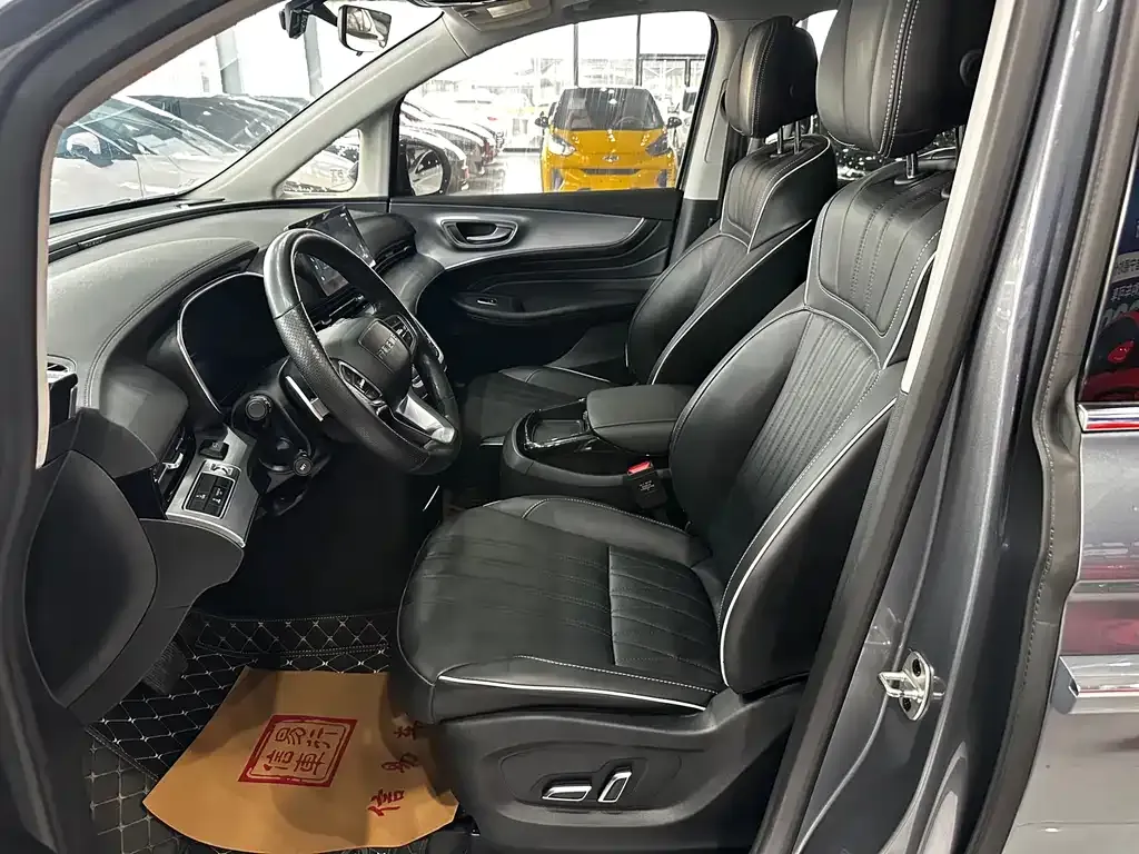 Roewe iMAX8 2023 из CN, фото 6