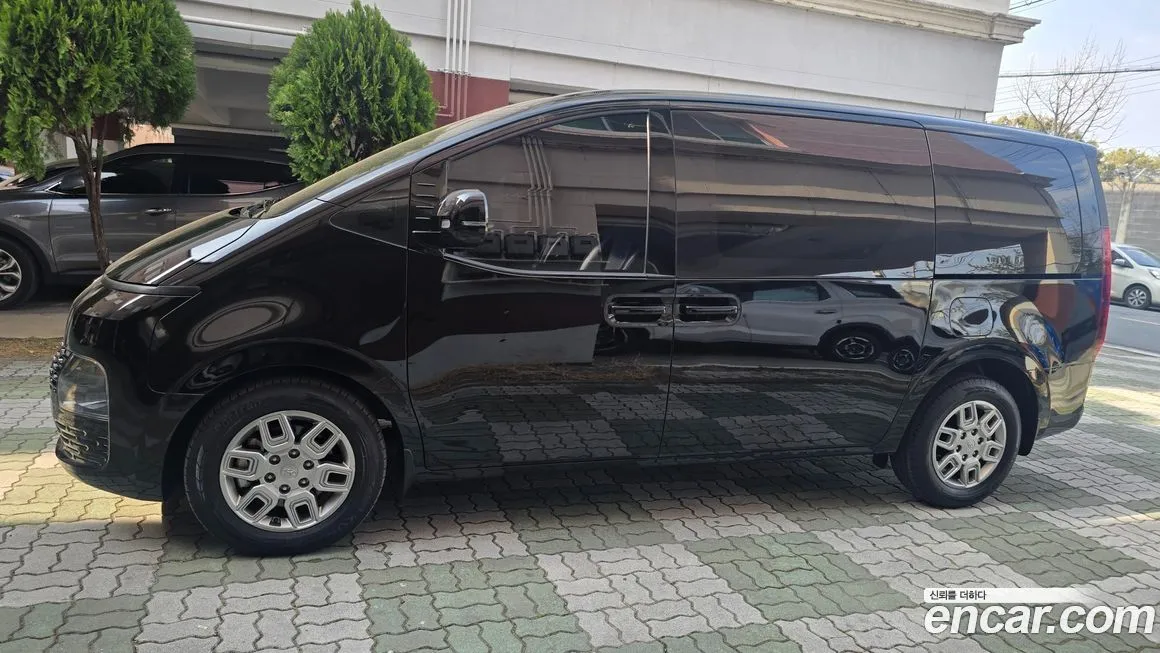 Hyundai Staria — фото 8