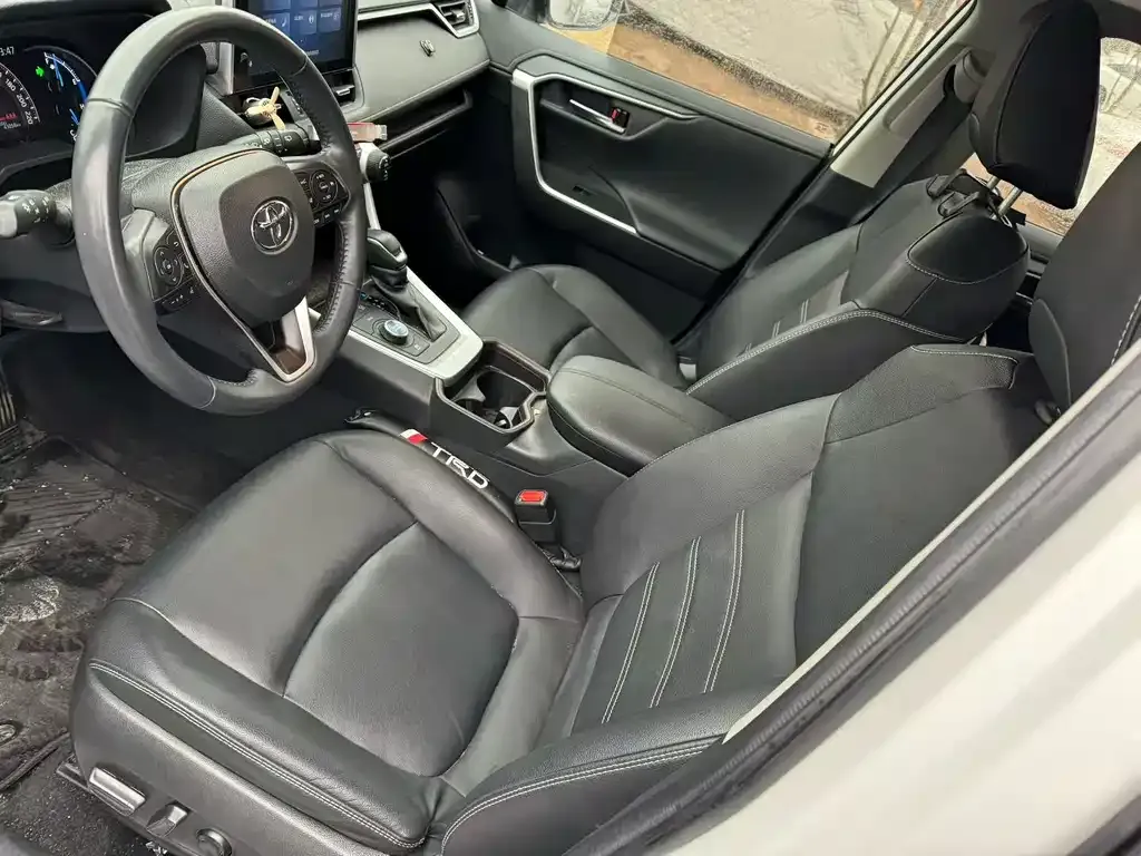 Toyota RAV4 2021 из CN, фото 4