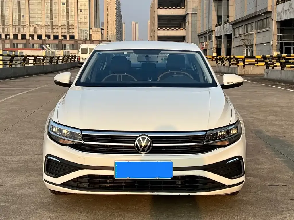 Volkswagen Bora 2024 из CN, фото 6