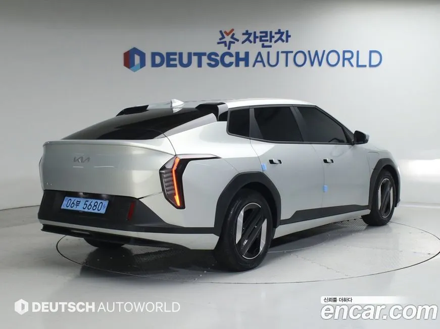 Kia EV4 2026 из KR, фото 2
