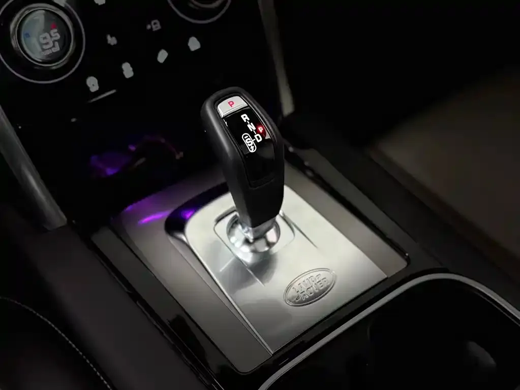 Land Rover Discovery Sport — фото 3