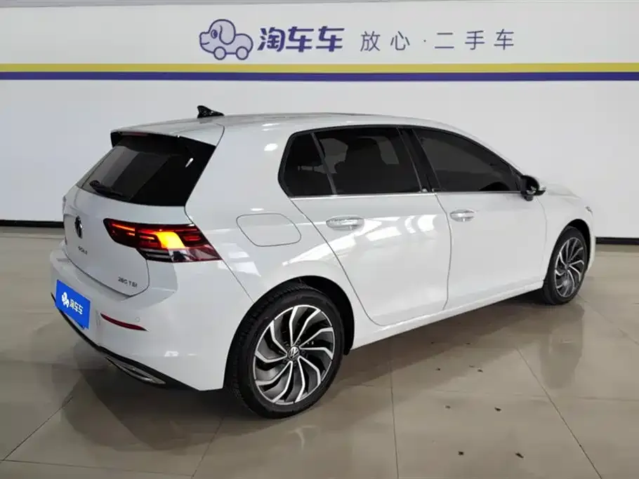 Volkswagen Golf 2022 из CN, фото 8