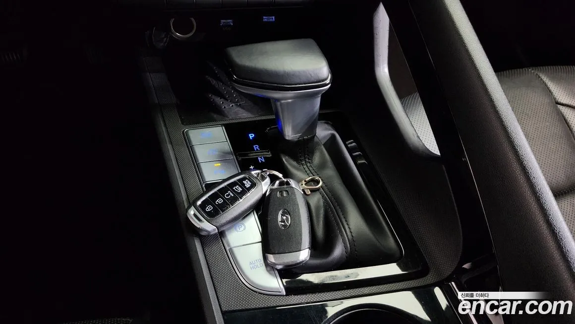 Hyundai AVANTE — фото 8