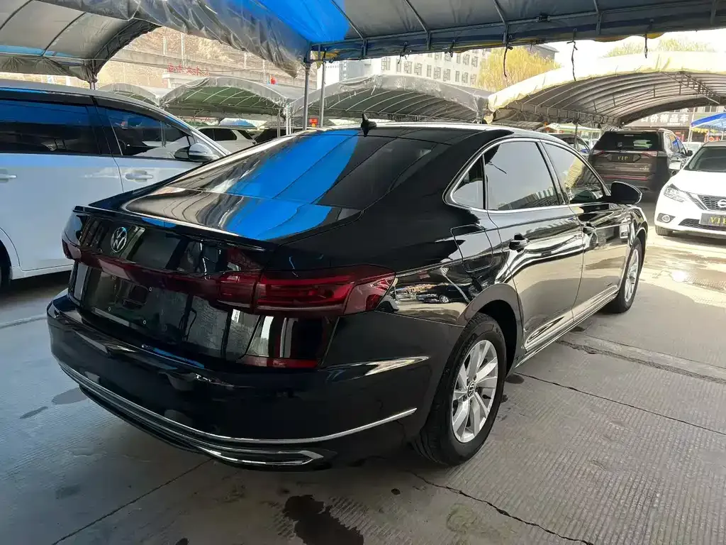 Volkswagen Passat — фото 8