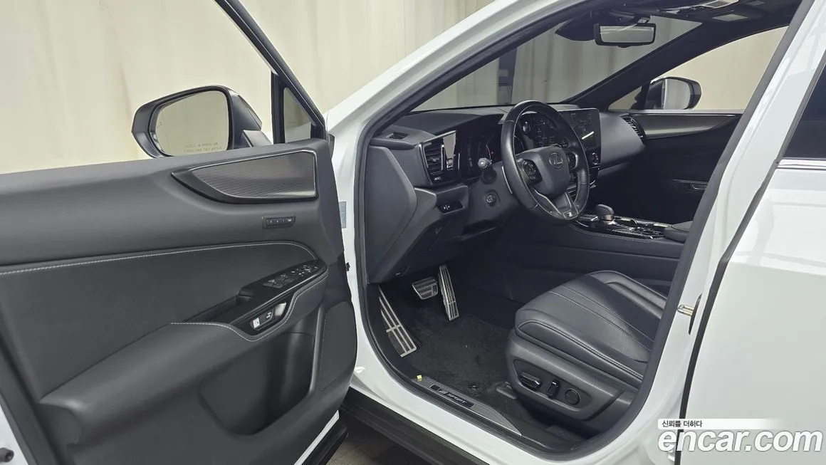 Lexus NX 2023 из KR, фото 4