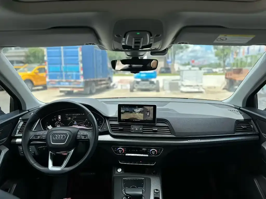 Audi Q5L 2021 из CN, фото 3