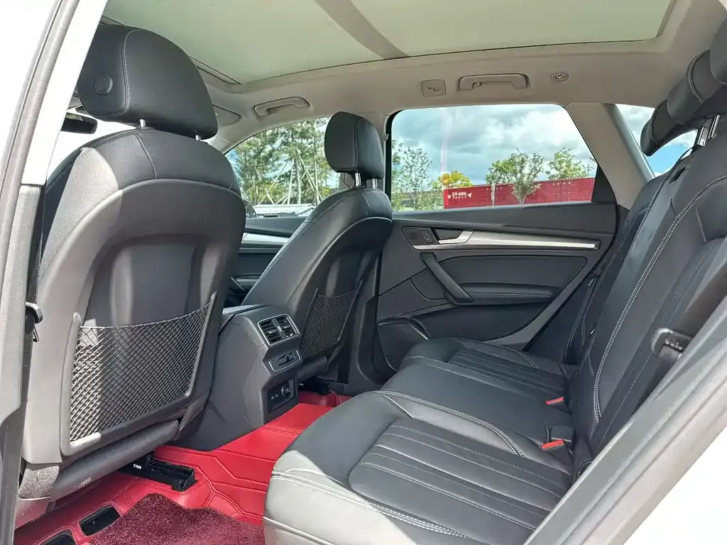 Audi Q5L 2021 из CN, фото 9