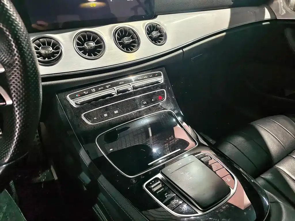 Mercedes-Benz E-Class (Import) — фото 5