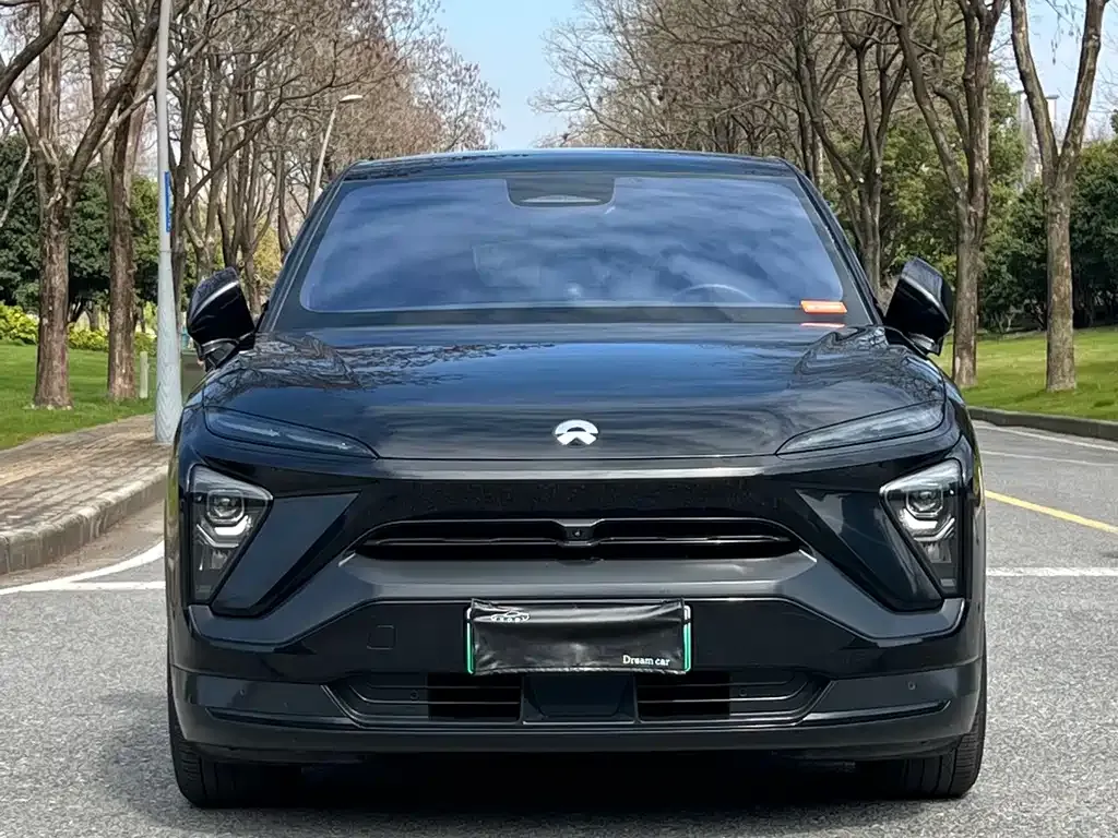 NIO EC6 — фото 9
