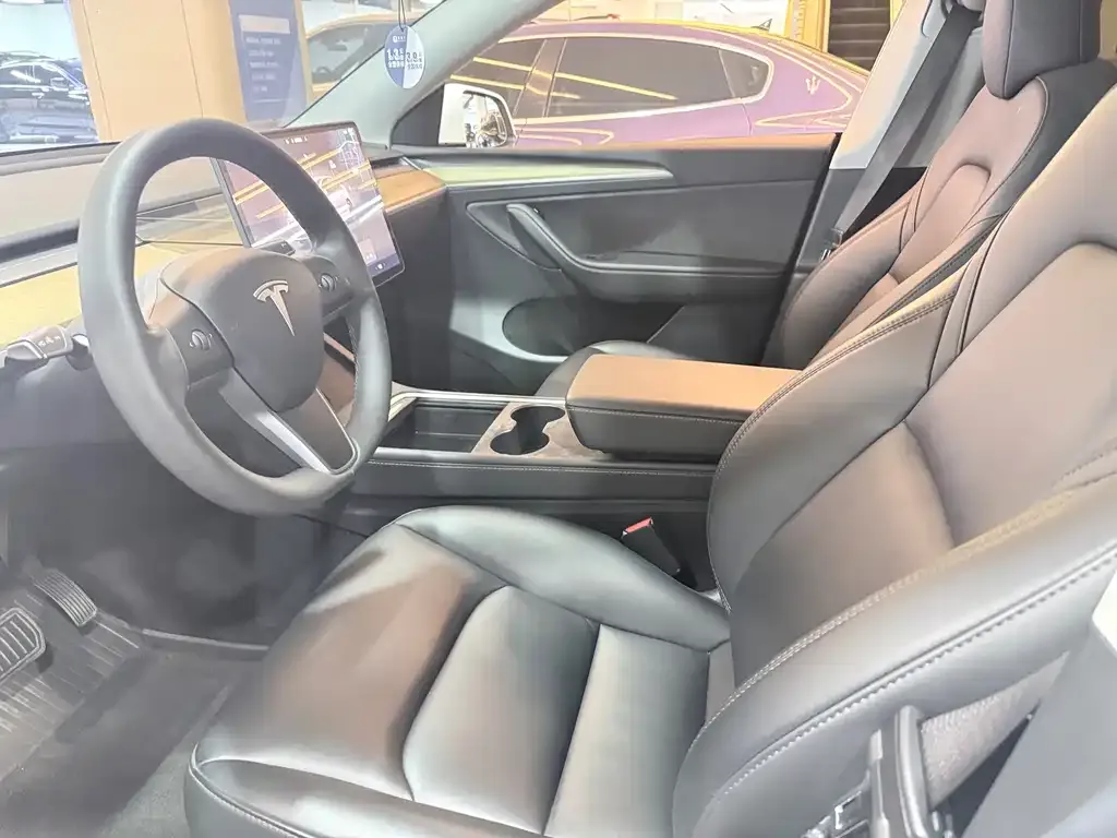Tesla Model Y 2022 из CN, фото 5